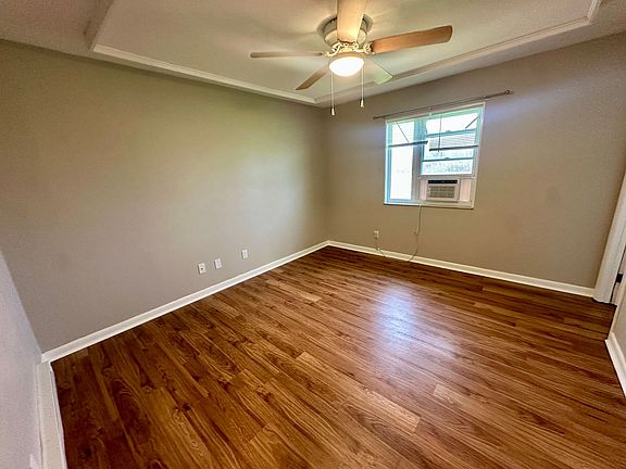 5th image of 1102 N Benjamin St #0
