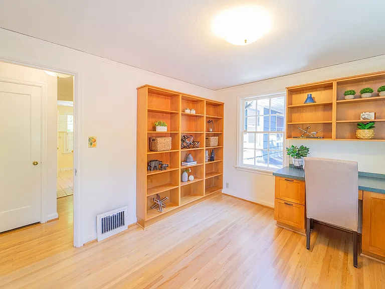 2840 SW Fern St — Photo 56