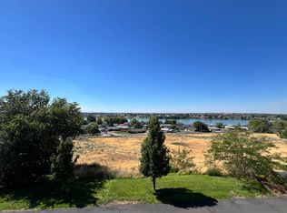 1422 Division, Moses Lake, WA 98837