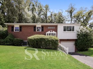 428 Springdale Dr, Pittsburgh, PA 15235