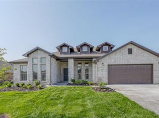 22670 W 89th St, Lenexa, KS 66227
