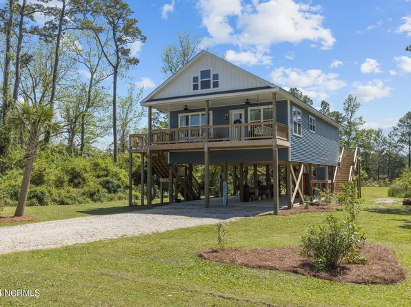 240 Pamlico Parkway, Beaufort, NC 28516