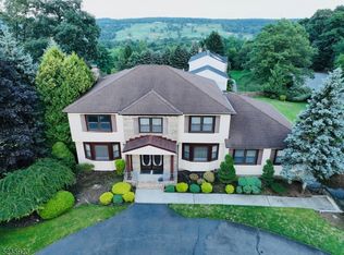 5 Slayback Ter, West Orange, NJ 07052