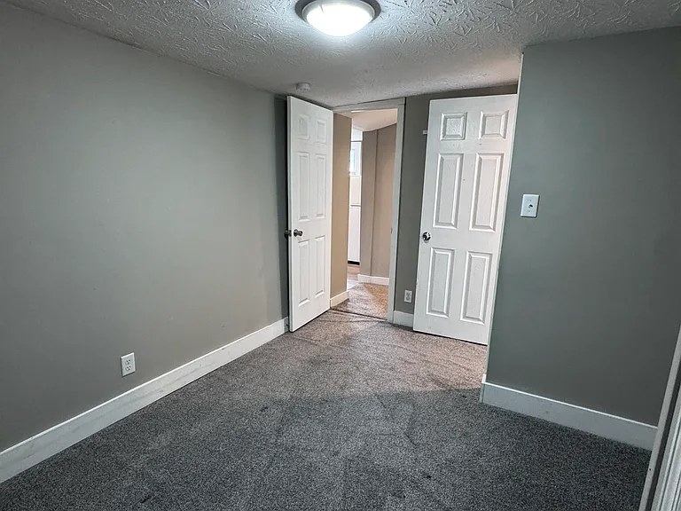 120 Adams St #2 — Photo 10