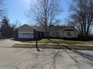 945 Stoney Creek Dr, Frankfort, KY 40601