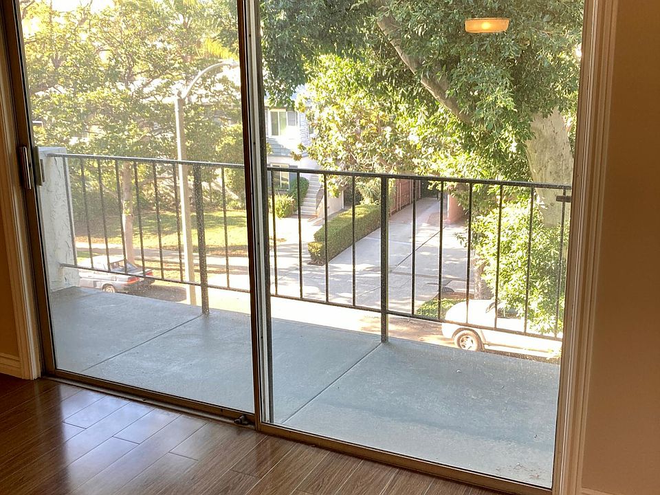 1st image of 1800 Camden Ave #301