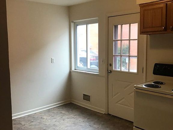 2nd image of 5804 N Meadows Blvd #5804