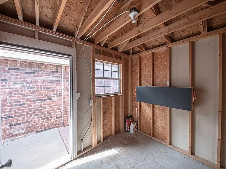 4800 W Wadley Ave — Photo 34