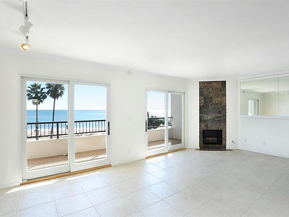 3rd image of 20 Barranca Ave APT 6