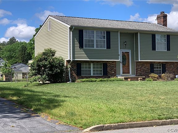 2nd image of 1303 Wilderness Dr