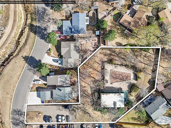 2nd image of 2821 Greenland Dr