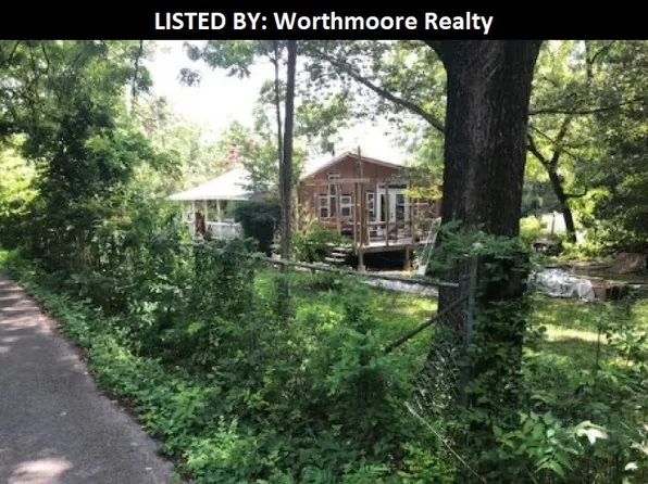 518 W Garden Farm Rd, Rossville, GA 30741