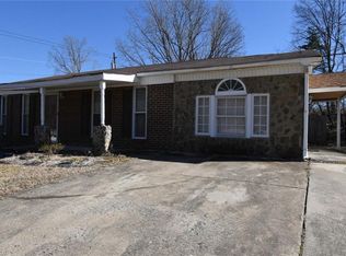 1009 Windemere Ct, Reidsville, NC 27320