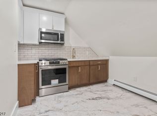 151 S Clinton St APT 3, East Orange, NJ