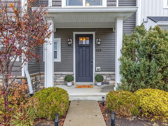 2nd image of 3739 Kings Glen Park