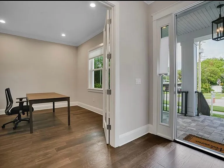 210 S Shore Crest Dr — Photo 18