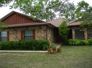 502 9th St, Hico, TX 76457