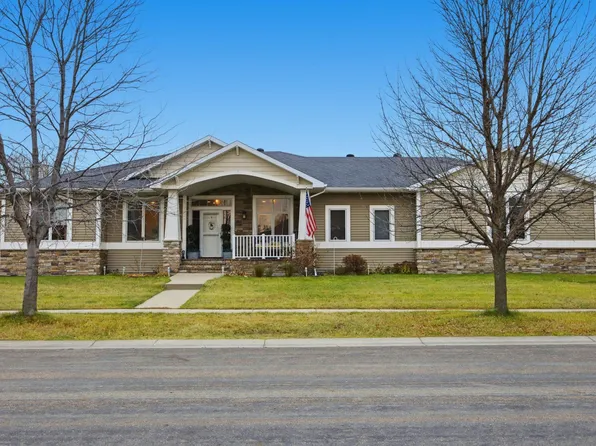 3847 43rd Ave S, Moorhead, MN 56560