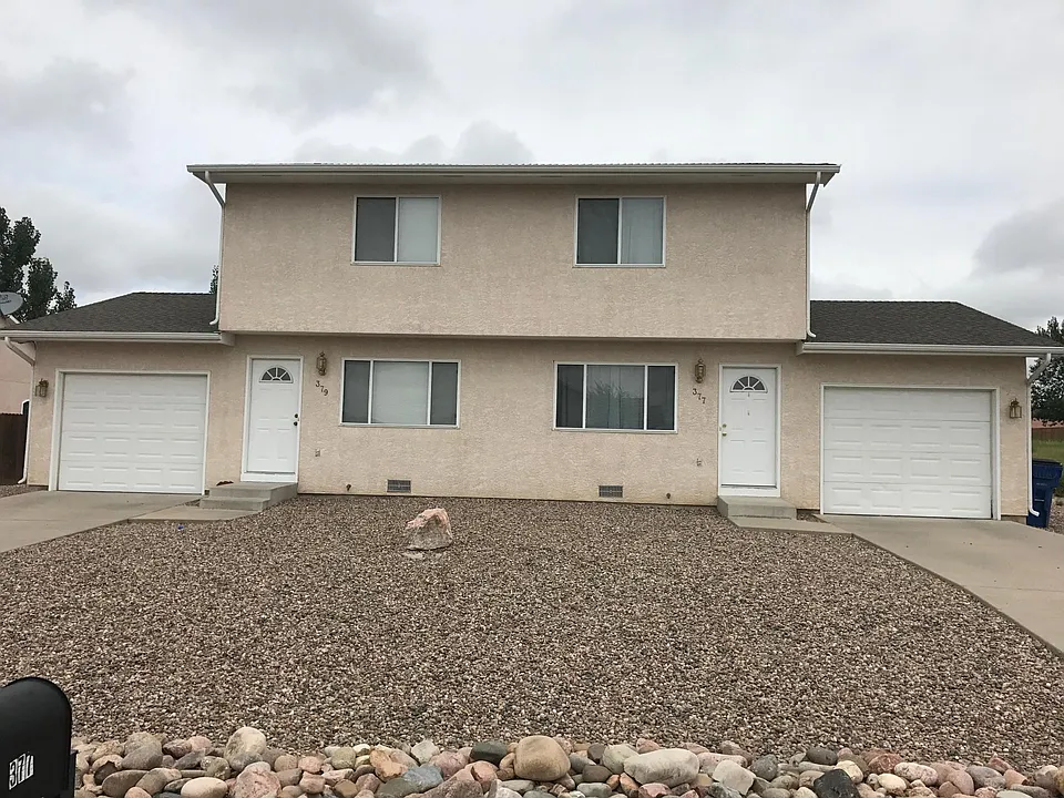 377 W Morning Glory Dr