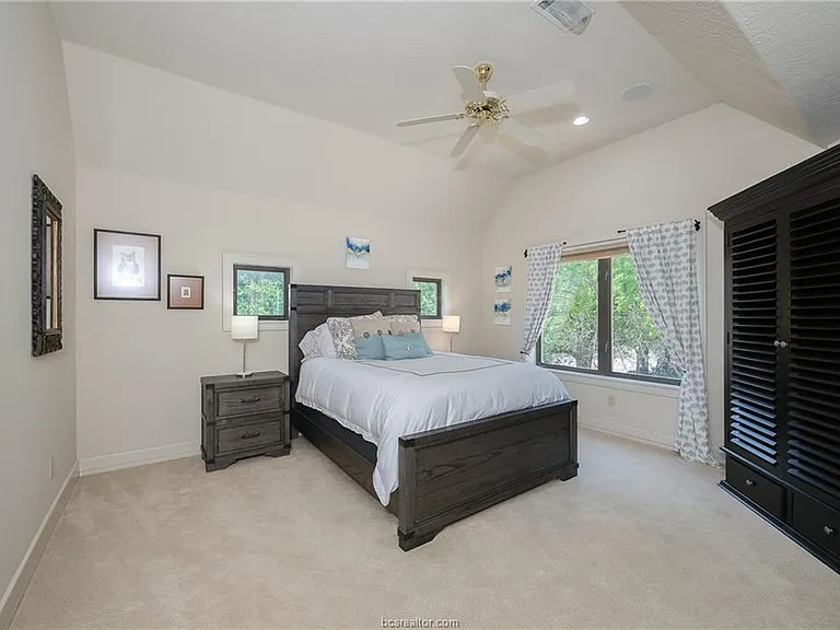 4776 Stonebriar Cir — Photo 35