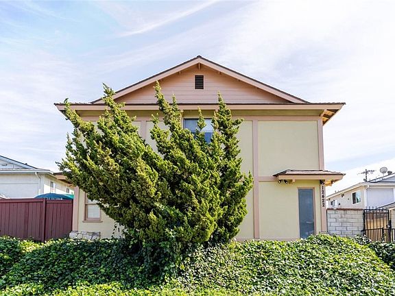 2nd image of 12422 Clearglen Ave