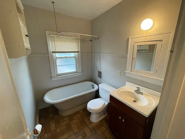 10806 Fidelity Ave #UP — Photo 15