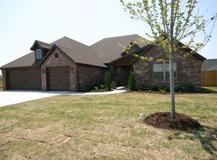 4100 SW Hollowbrook St, Bentonville, AR 72712