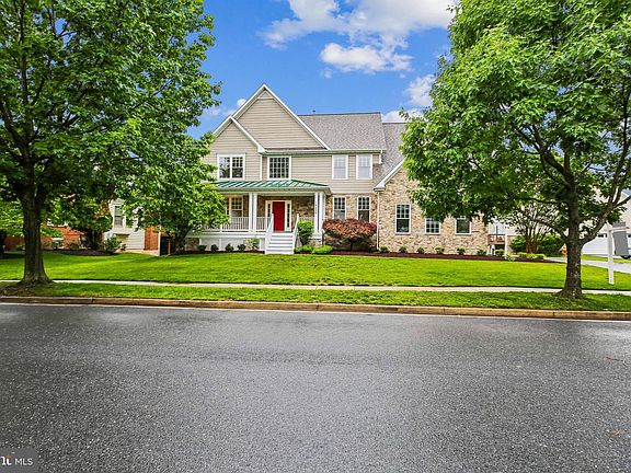 2nd image of 14226 Floral Park Dr