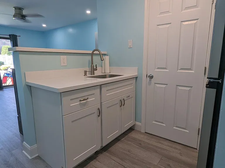 725 Allen Dr #A125 — Photo 18