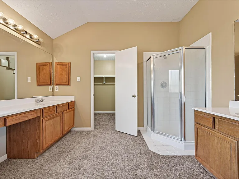3006 Palace Oaks Dr — Photo 33