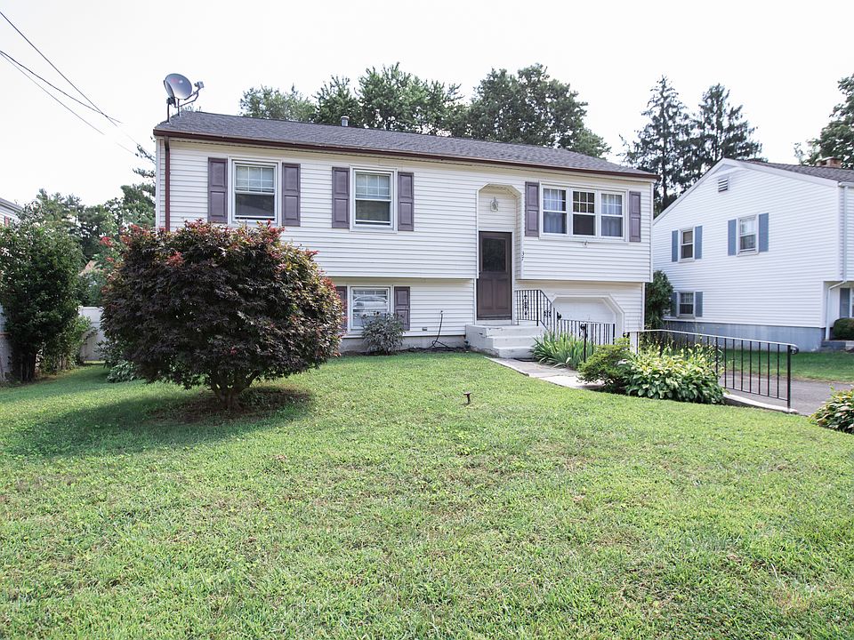 37 Sleepy Hollow Drive