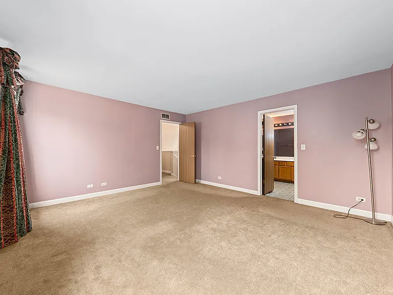 3202 Whitney Rd — Photo 14
