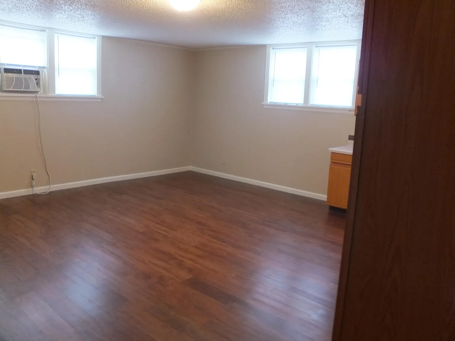 904 E Ave D - 1 — Photo 2