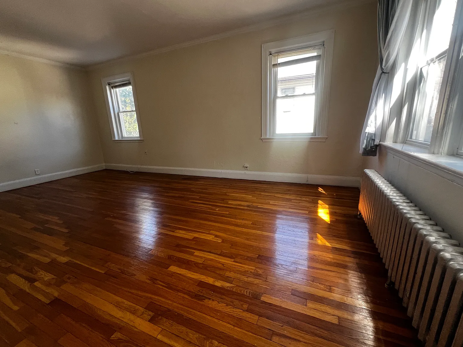 1 bed, $2,365 — Photo 4