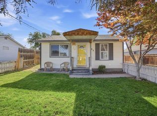 81 S 42nd Pl, West Richland, WA 99353