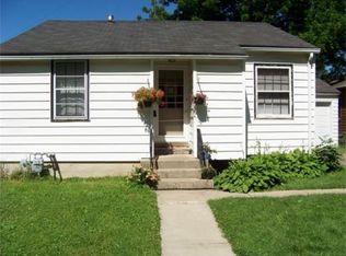 317 N 13th St, Clear Lake, IA 50428
