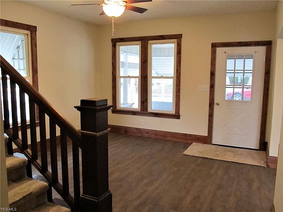 5th image of 518 Jameson St