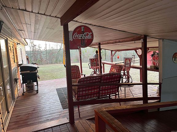 4th image of 373 Beacon Hill Rd