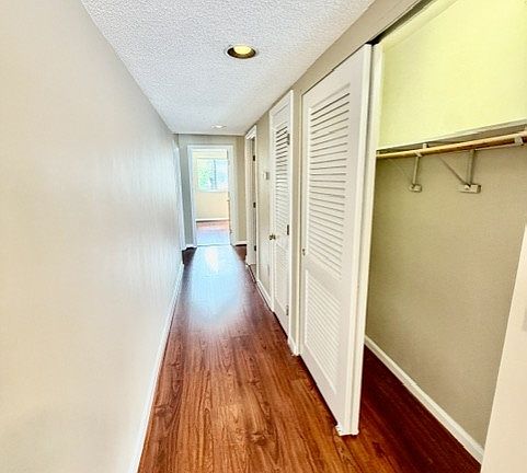 5th image of 77 Salem St APT 5A