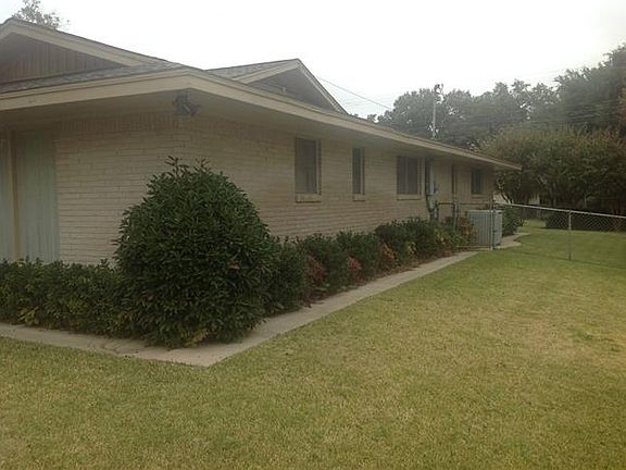 3rd image of 3724 Wharton Dr