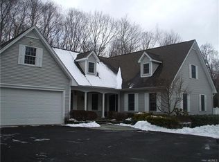 26 Jeremy Dr, New Fairfield, CT 06812