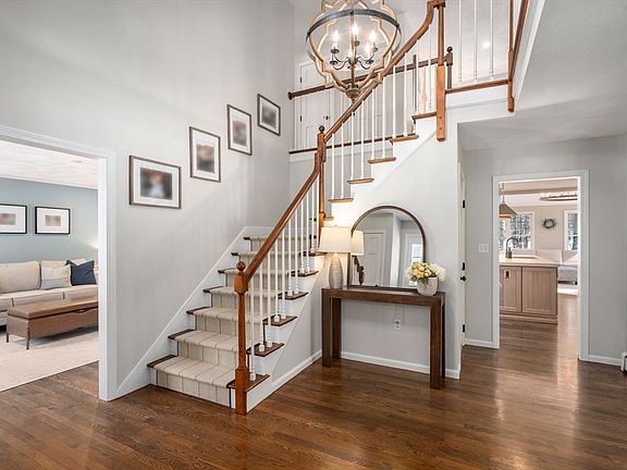 3rd image of 17 Boyden Rd