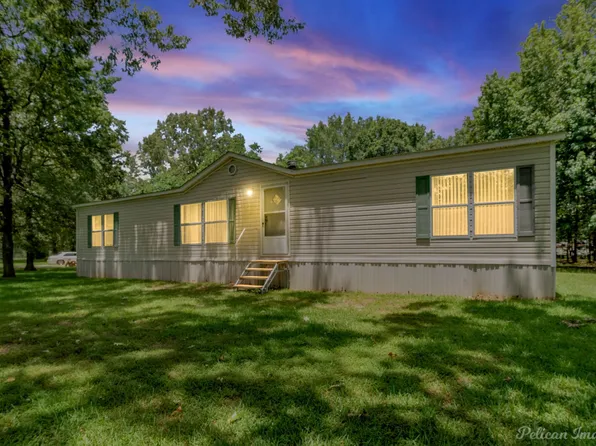 9526 Labonne Terre Dr, Shreveport, LA 71106