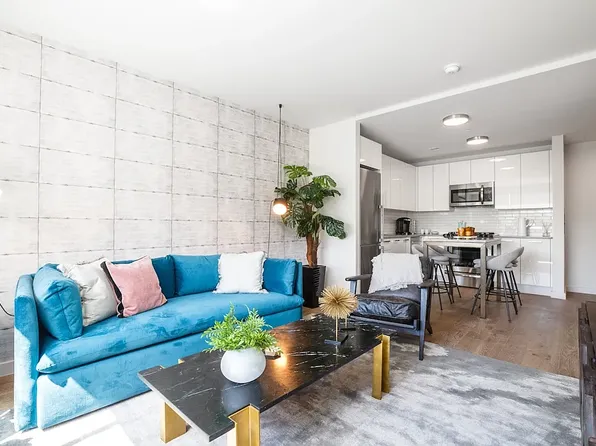 751 E 6th St, New York, NY