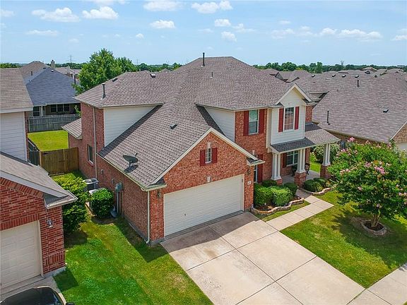 3rd image of 9221 Wild River Dr