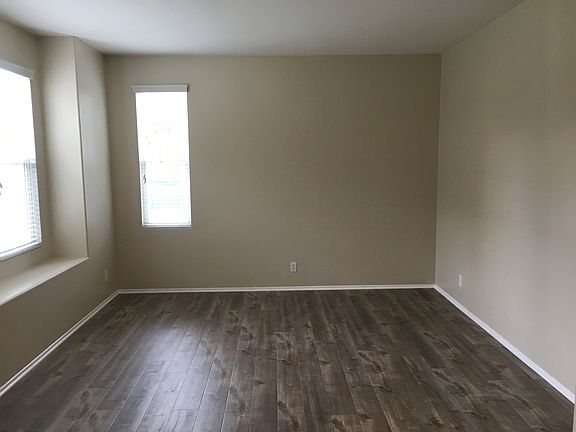 5th image of 8030 Holland Park St