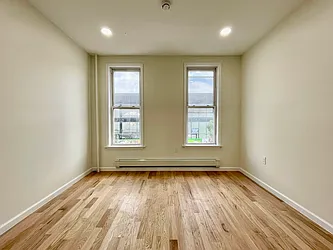 Rented by Apartmint Realty Group