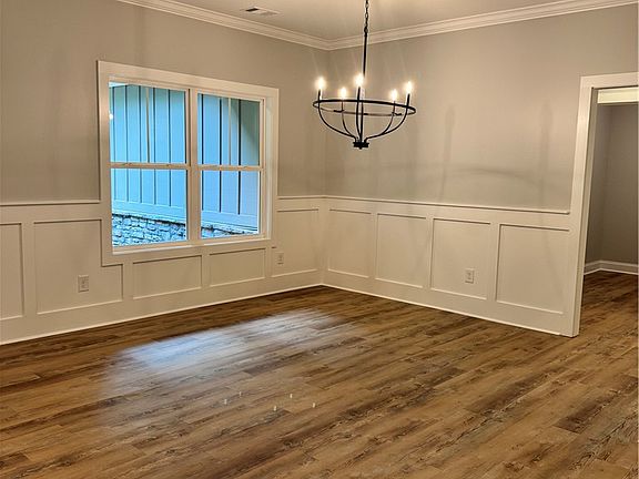 3rd image of 1694 Lee Road 183