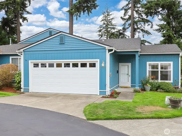 222 105th Street E, Tacoma, WA 98445