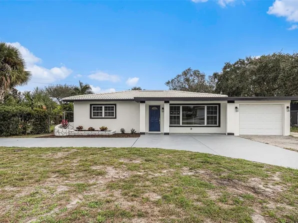 10768 106th Ave, Seminole, FL 33778